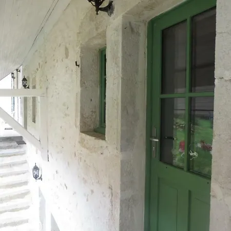 L'Hermitage Yenne Exterior foto